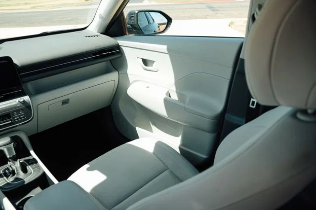 Used 2025 Denim Blue Hyundai SEL image 8