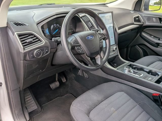 Used 2022 White Ford SE image 31