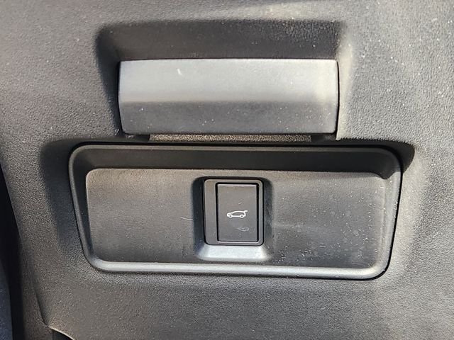 Certified Used 2025 White Land Rover S image 21
