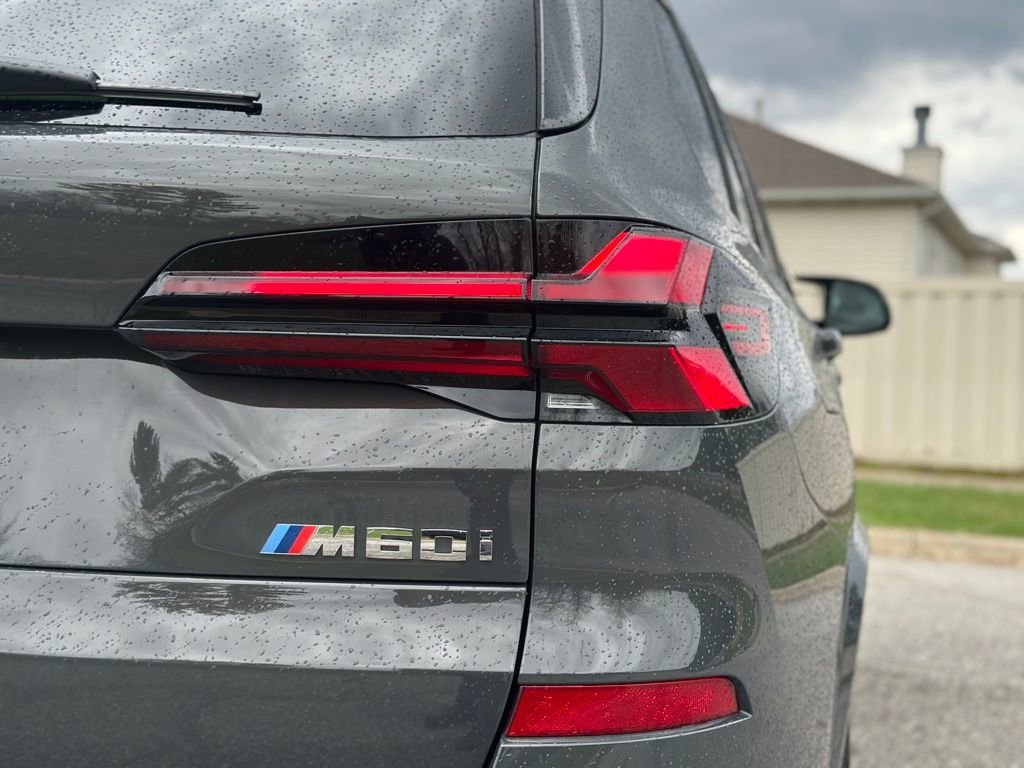 New 2026 Dravit Grey Metallic BMW M60i image 12