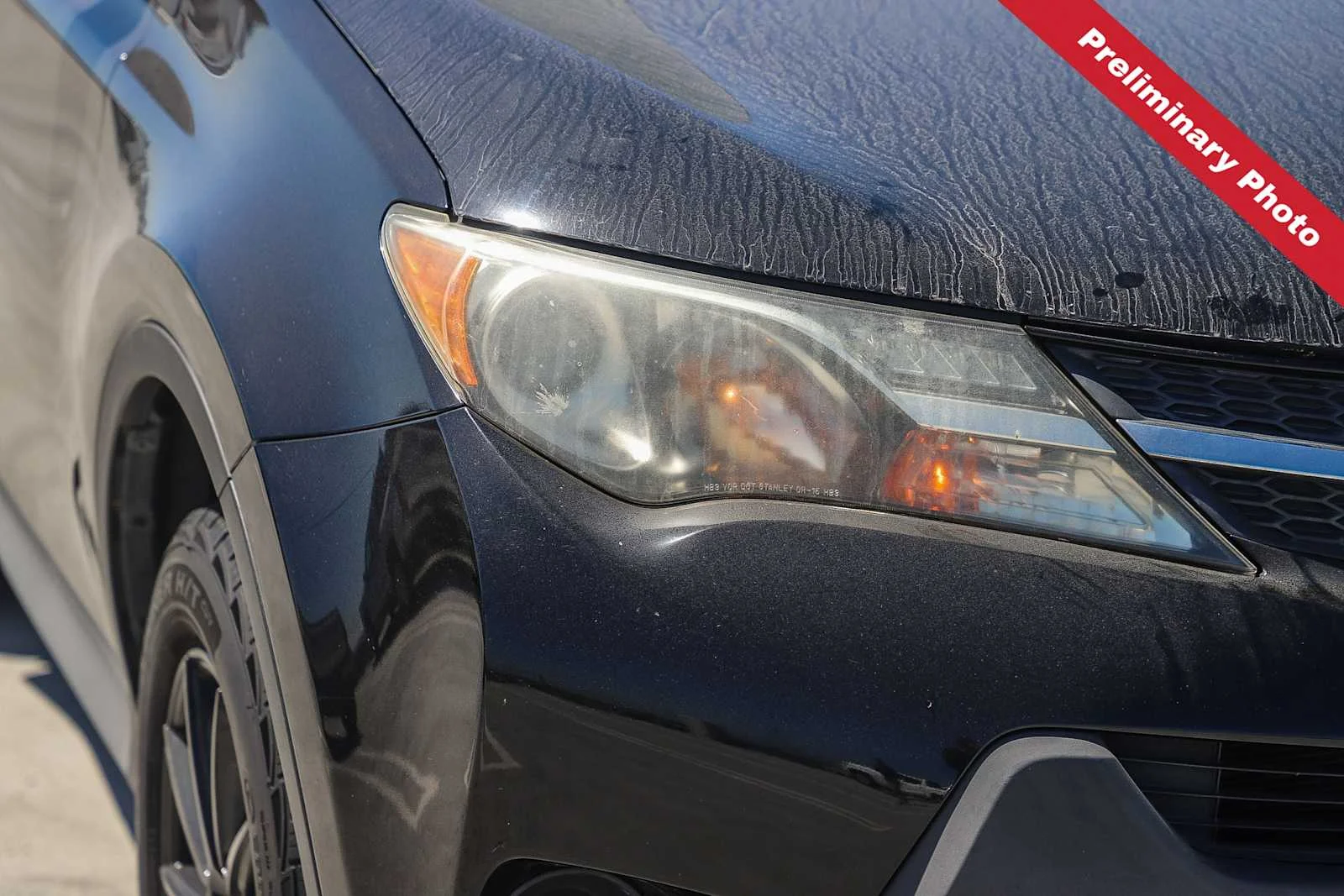 Used 2015 Black Toyota LE image 4