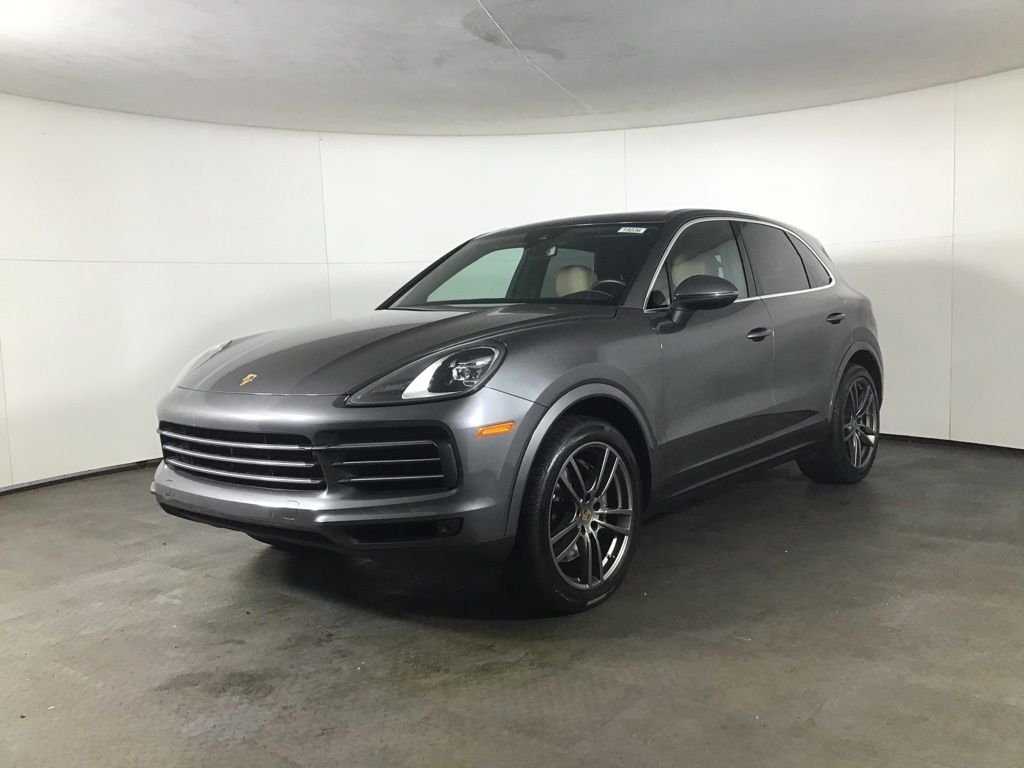 2022 Porsche Cayenne -'s photo