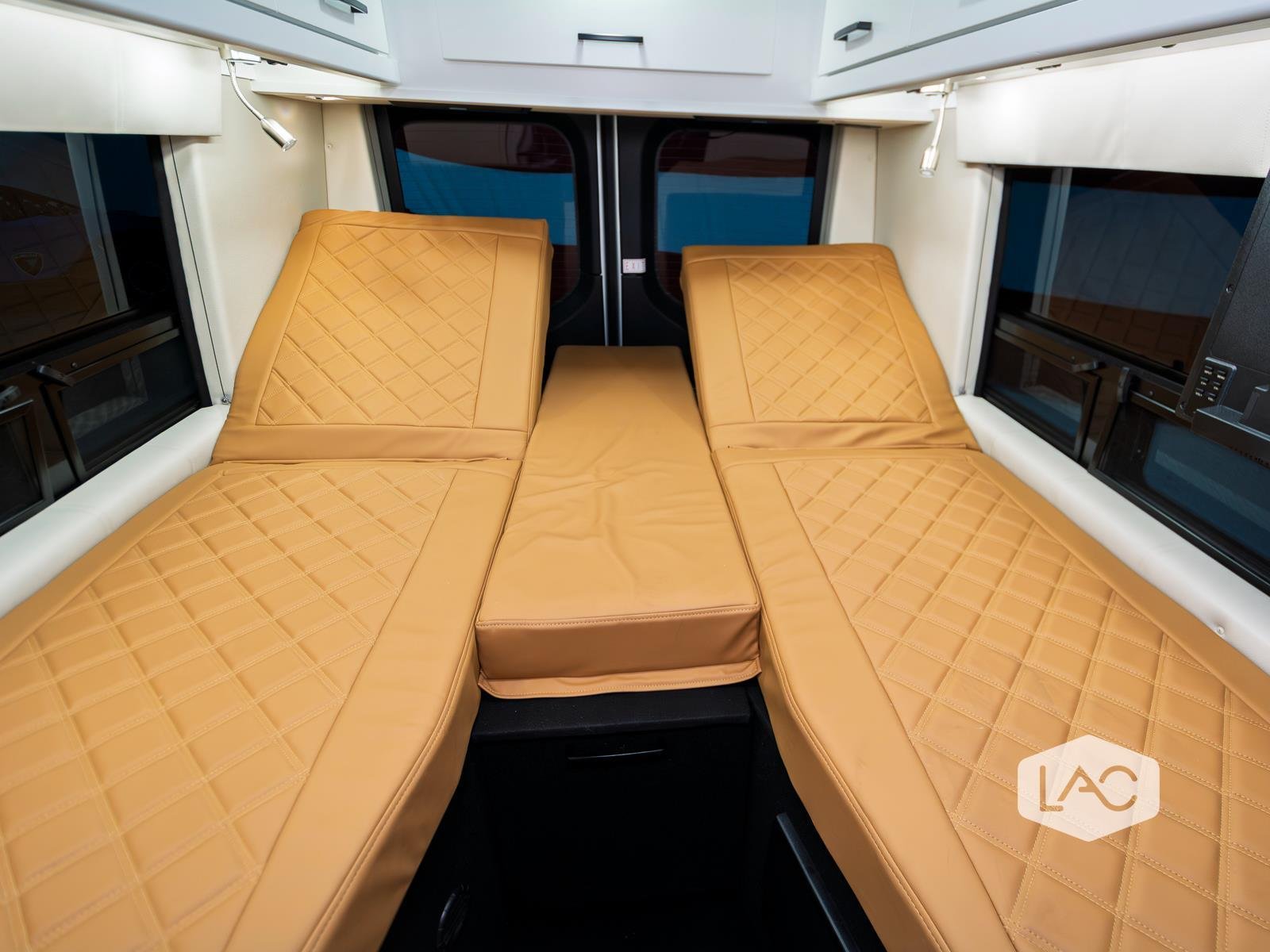 Used 2025 Iridium Silver Coachmen M-24 | Dual-Twin Beds|Generator|Electrical Pkg image 5
