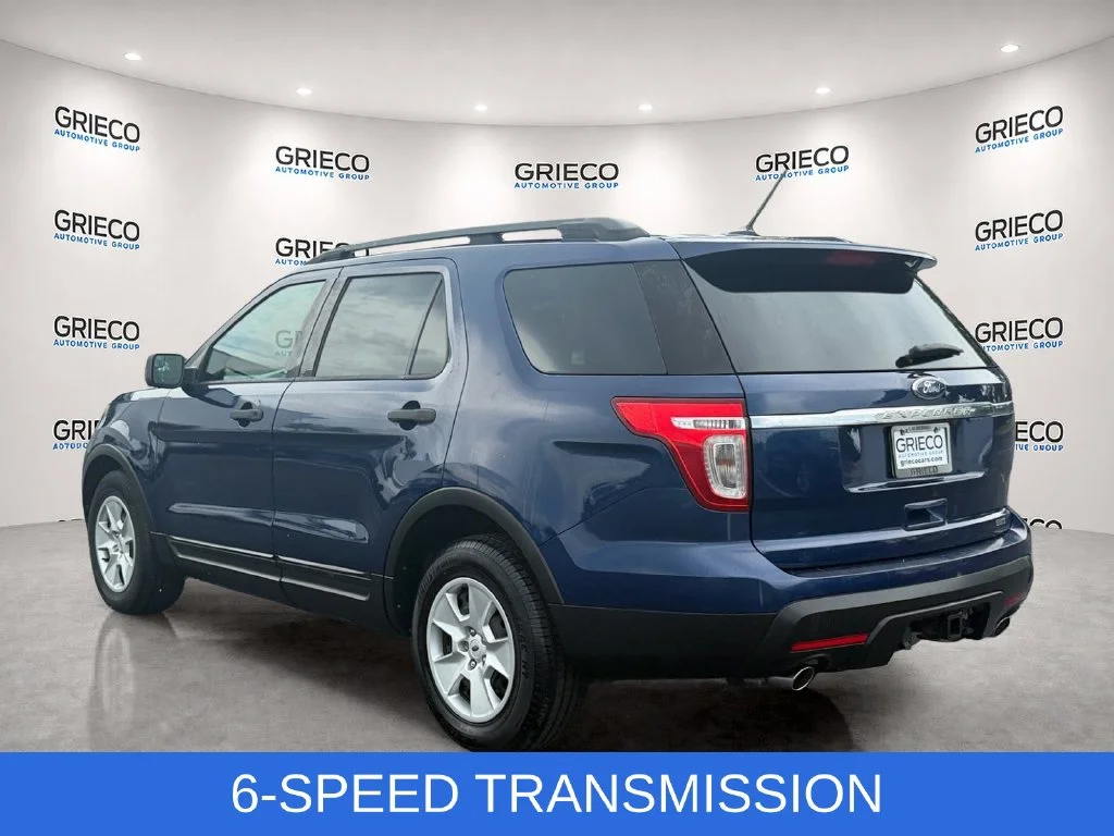 Used 2012 Blue Ford Base image 5