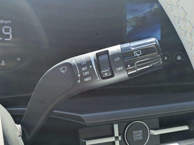 New 2027 Gray Hyundai SEL FWD image 30