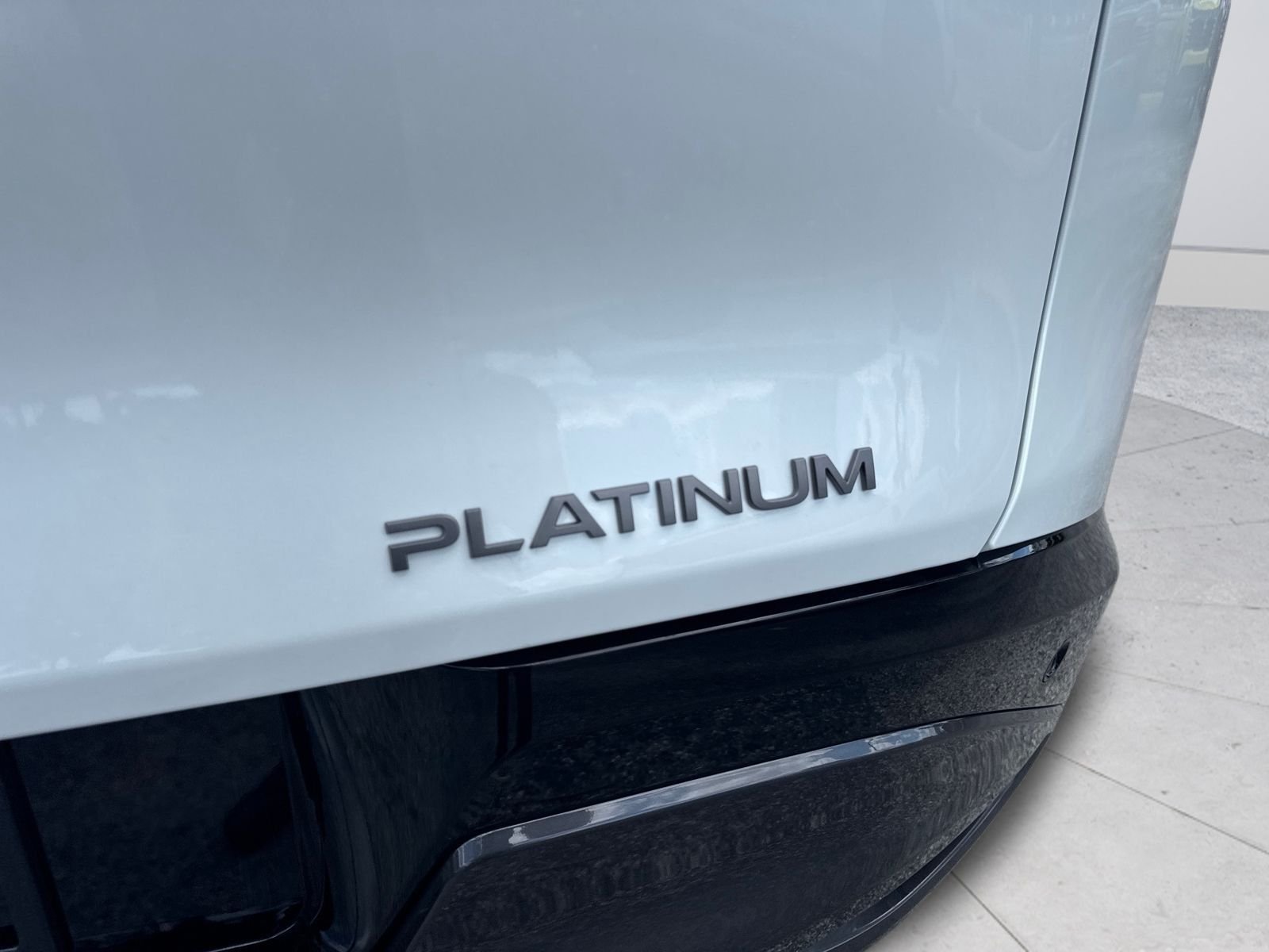 New 2026 White Nissan Platinum image 32