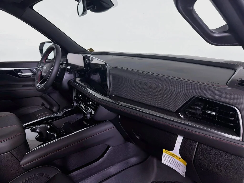 2026 Chevrolet Suburban RST - Photo 28