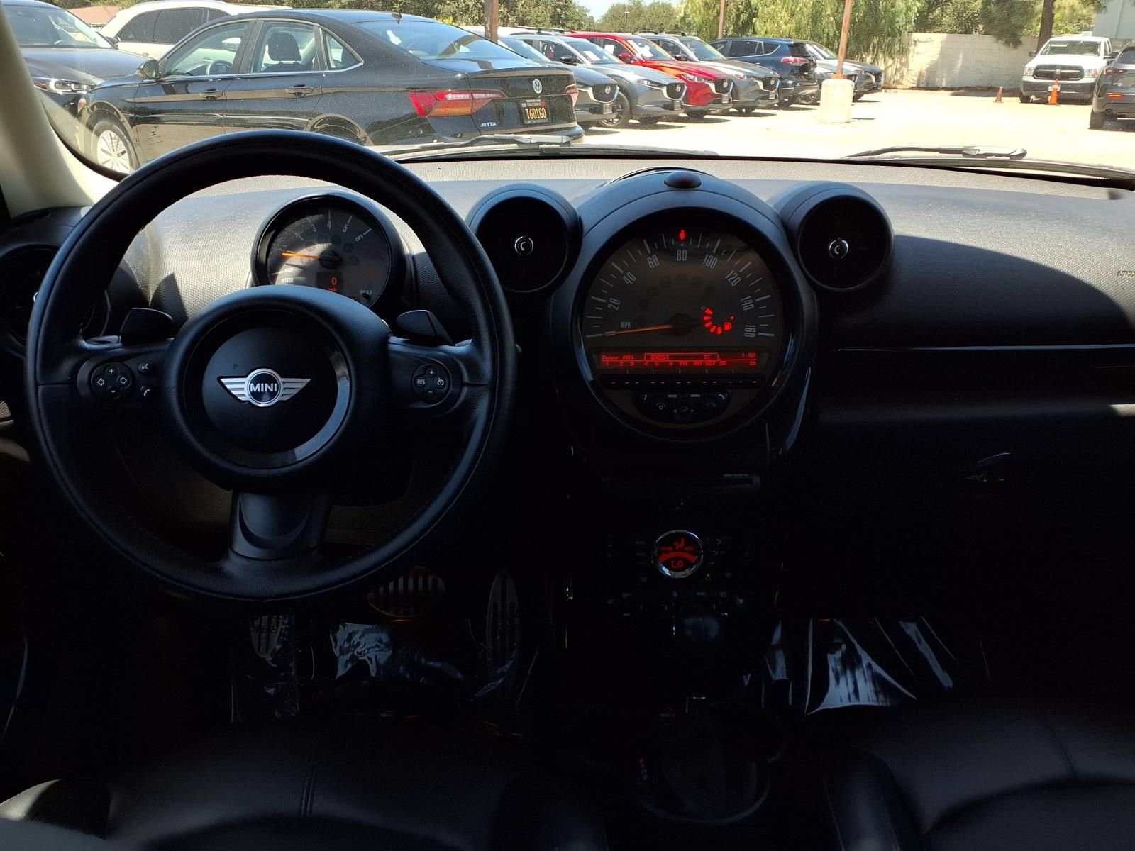 Used 2016 White MINI Base image 19