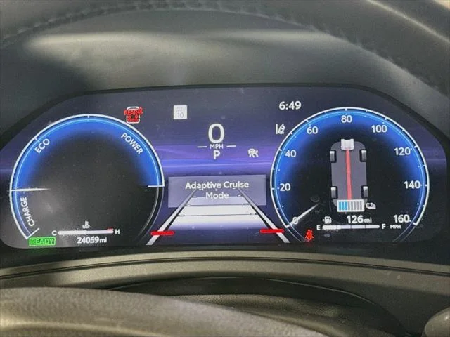 Certified Used 2024 WIND CHILL PEARL Toyota  image 12