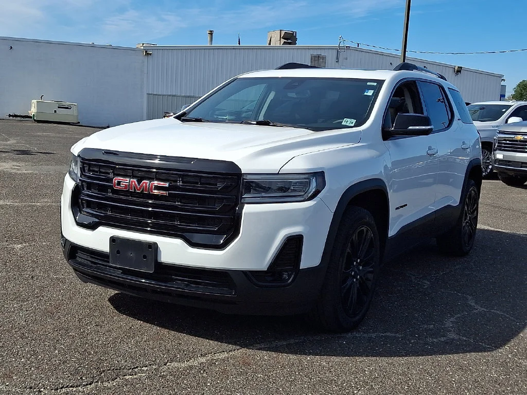 Used 2023 SUMMIT WHITE GMC SLT image 5