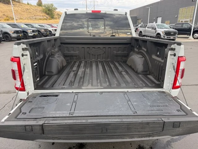 Used 2023 Gray Ford Lariat image 22