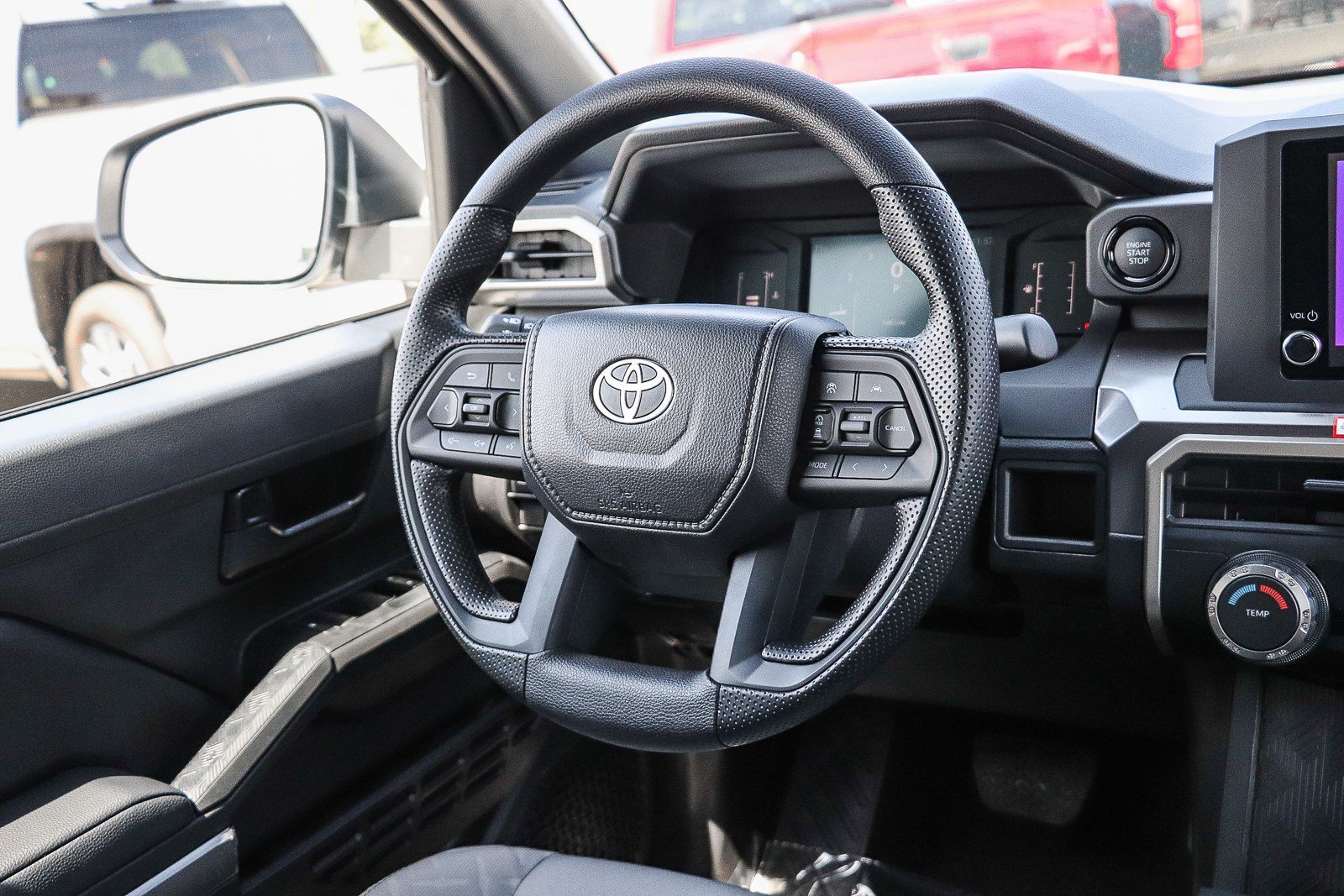 New 2026 01l7 Toyota SR5 image 15