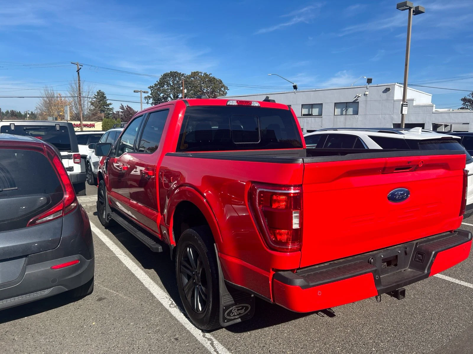 Used 2022 Race Red Ford XLT image 4