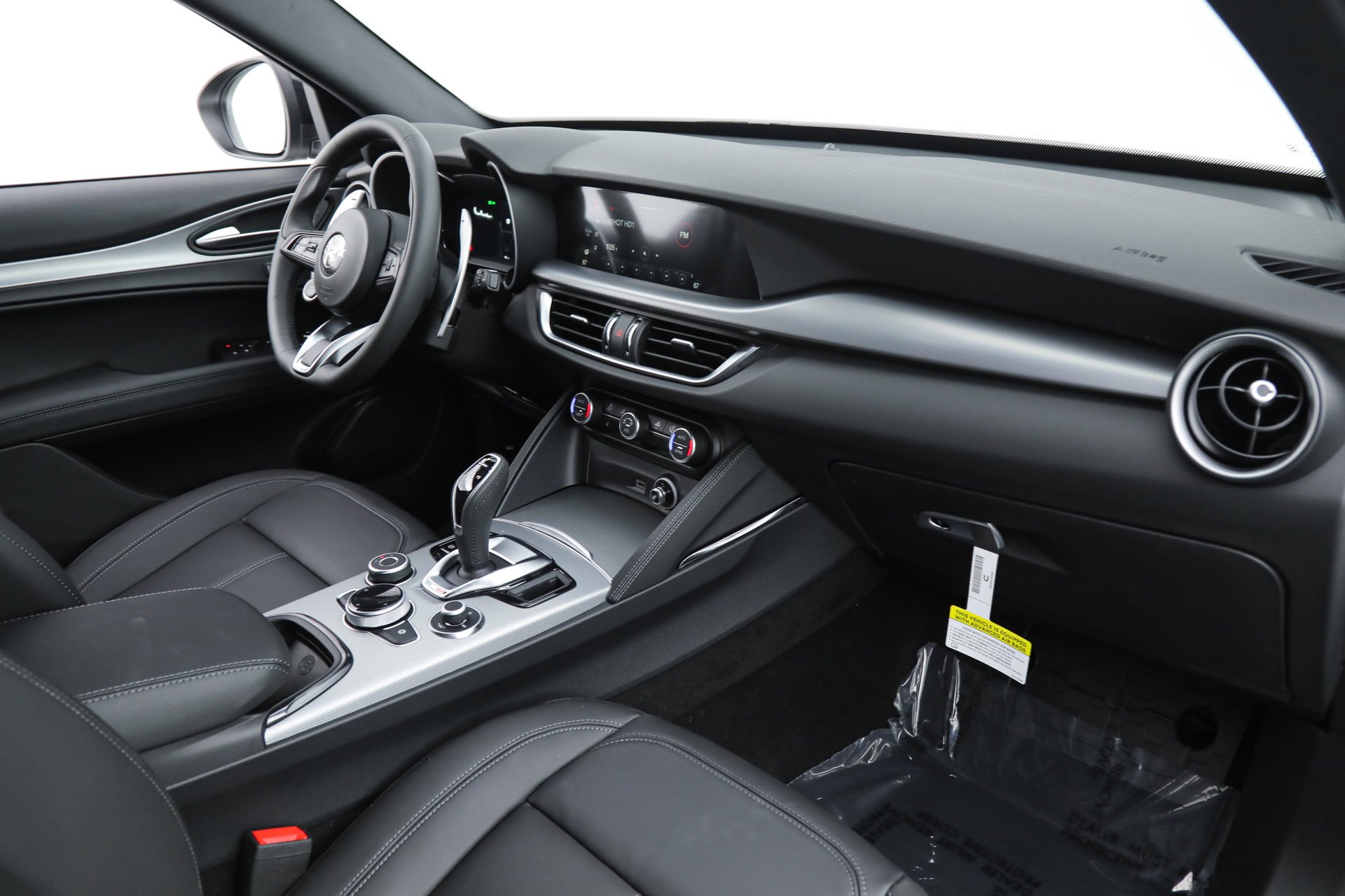 2025 Alfa Romeo Stelvio Base - Photo 13
