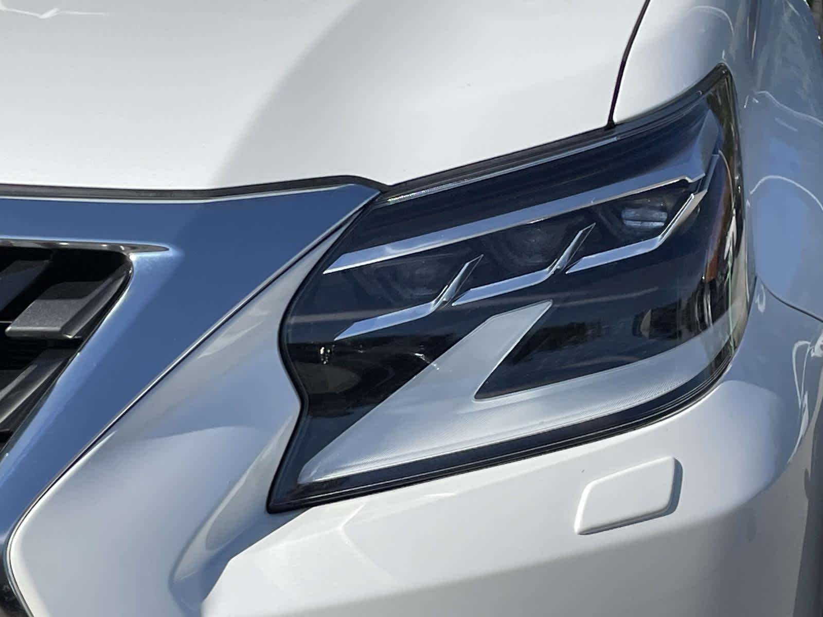 Used 2022 Whi/white Lexus GX 460 Premium image 18