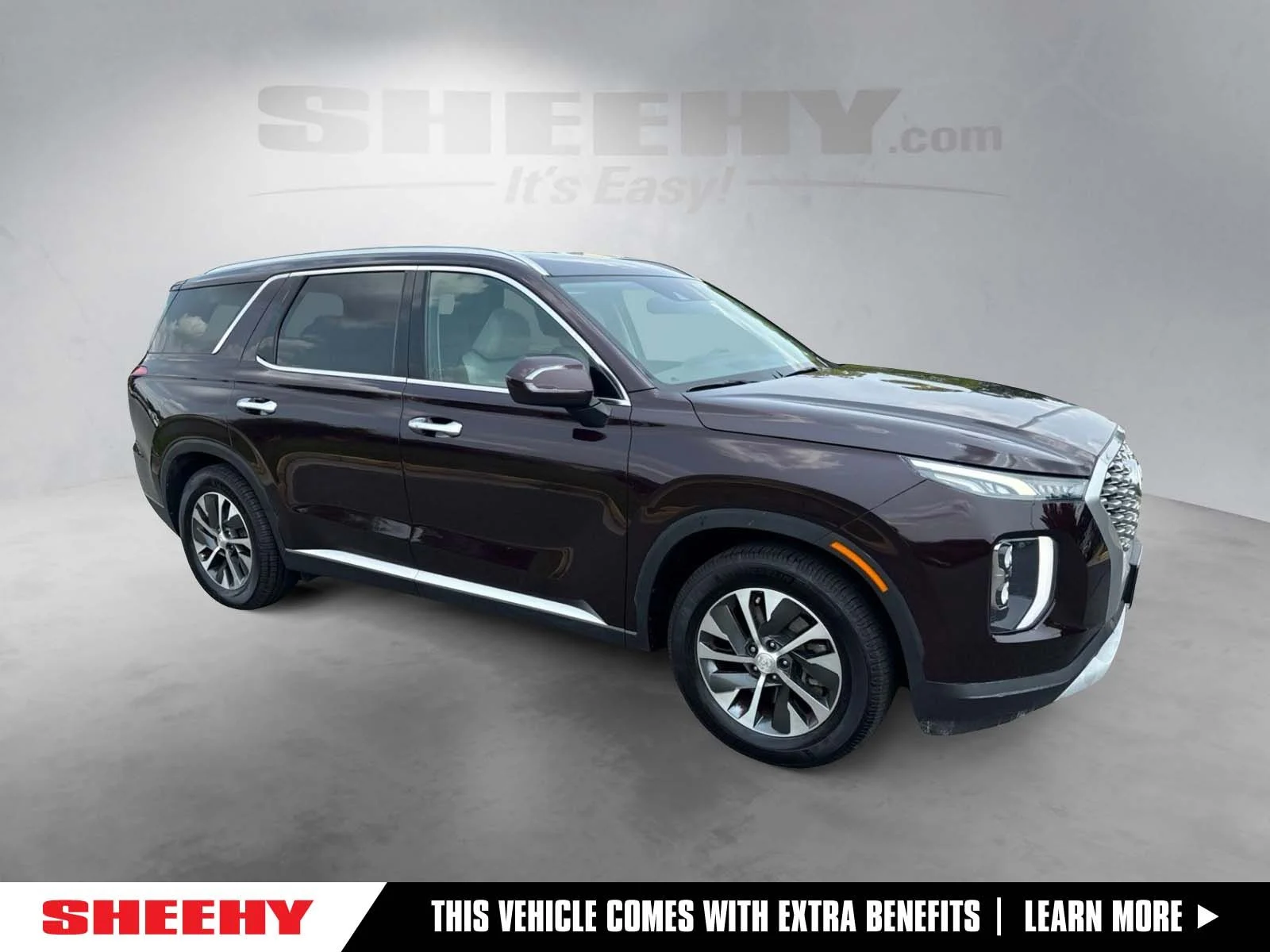 Used 2021 Red Hyundai SEL image 1