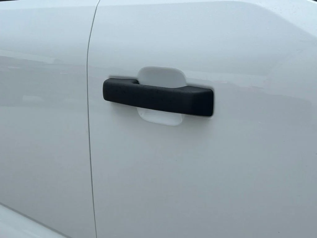 Used 2025 Oxford White Ford XL image 21