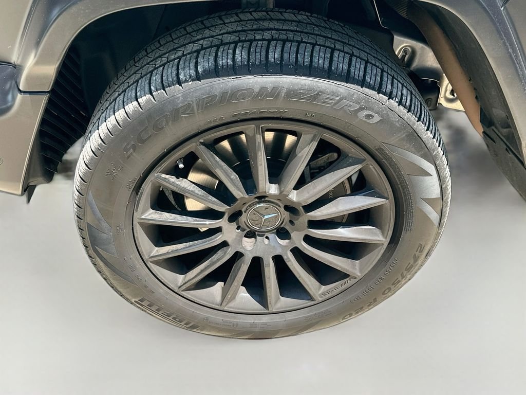 Certified Used 2024 Black Mercedes-Benz G 550 image 32