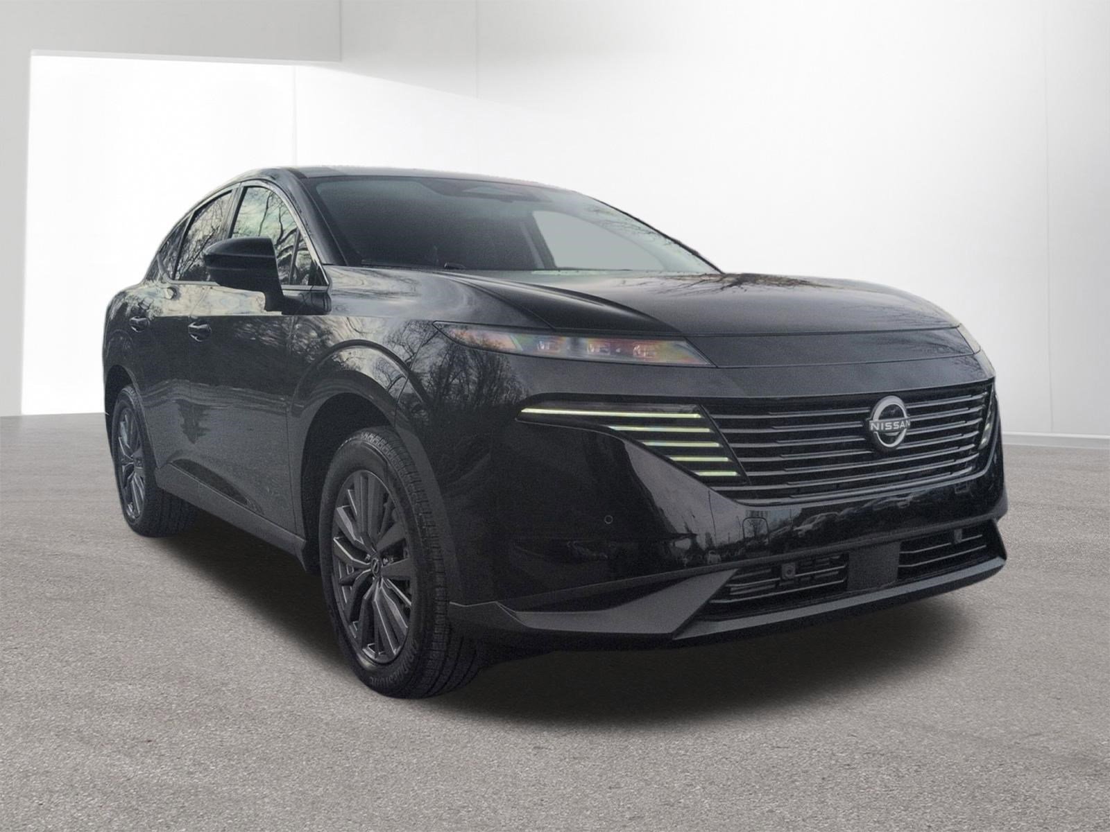 New 2026 Super Black Nissan SL image 3