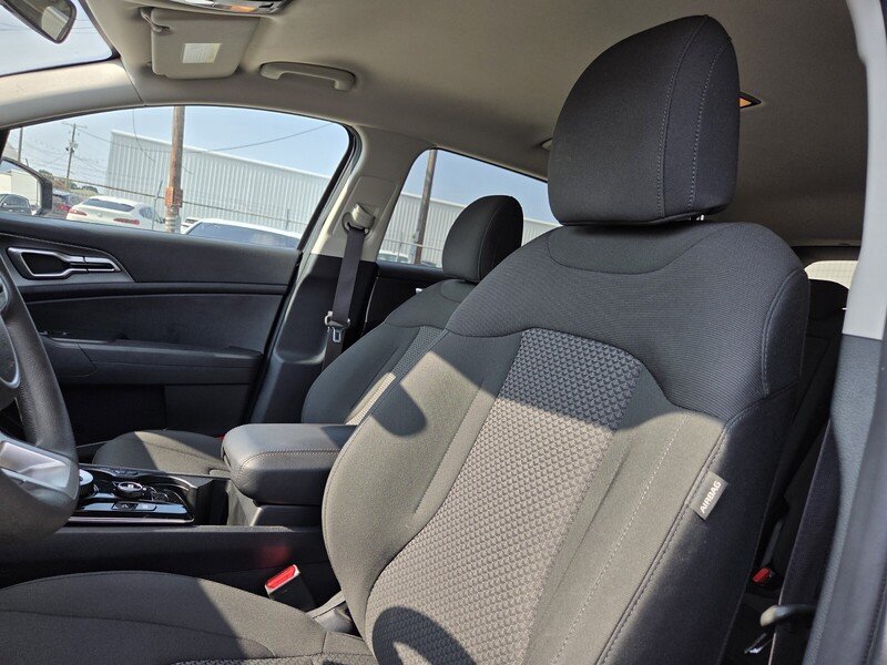 Used 2023 Black Kia LX image 11