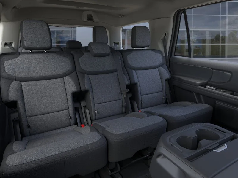 New 2026 Oxford White Ford Active image 11