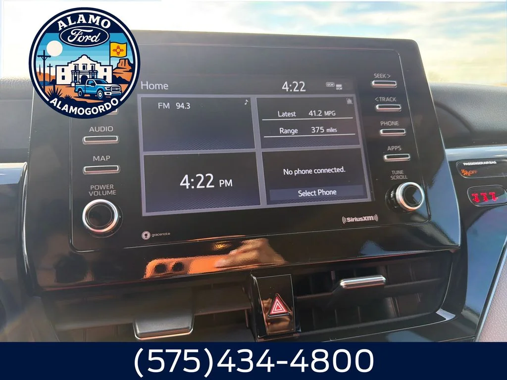 Used 2024 Ice Toyota SE image 18
