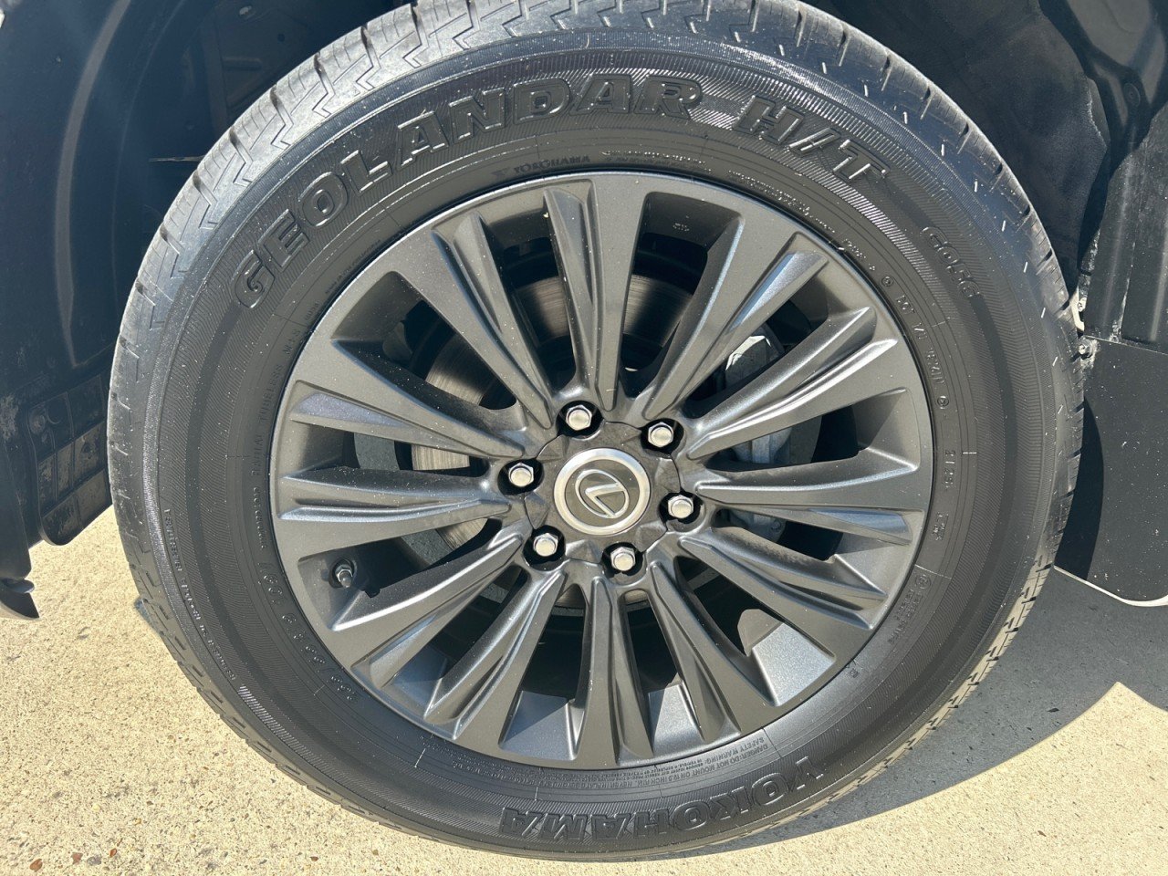 2023 Lexus GX LUXURY - Photo 9