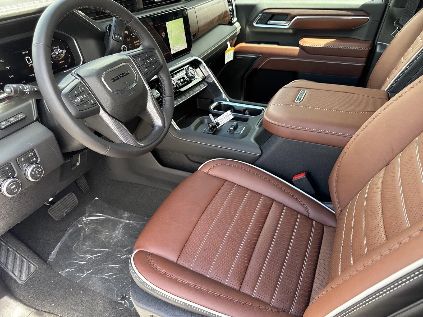 New 2026 Glacier White Tricoat GMC Denali Ultimate image 10