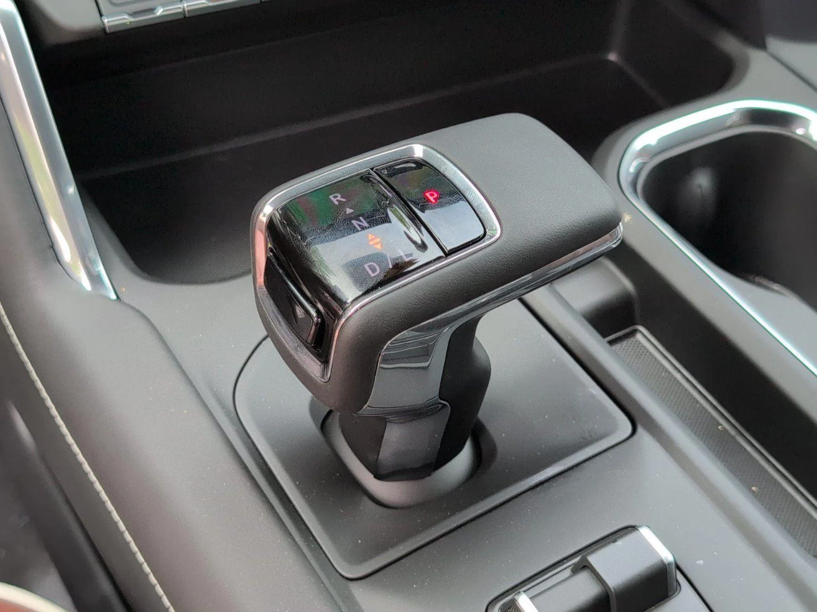 New 2026 Sterling Metallic GMC Denali Ultimate image 25
