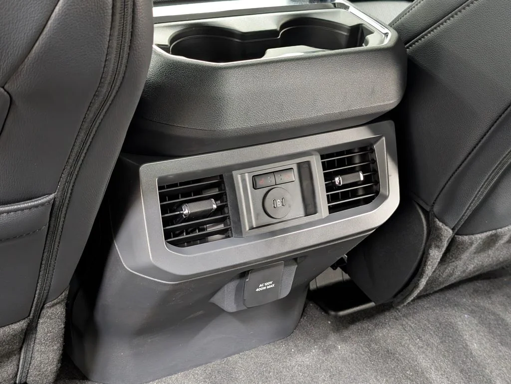 New 2026 Avalanche Ford F-250® Lariat® image 19