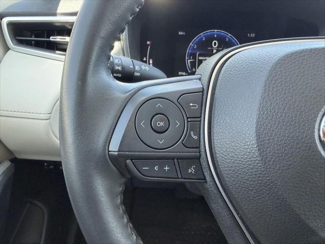 Certified Used 2023 WIND CHILL PEARL* Toyota  image 33