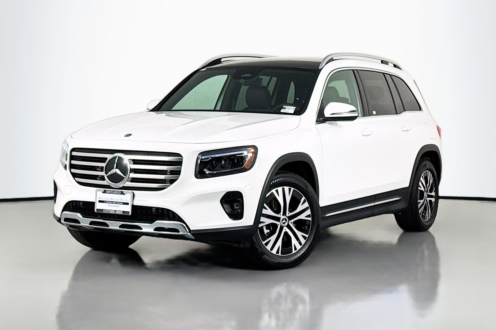 2026 Mercedes-Benz GLB GLB 250's photo