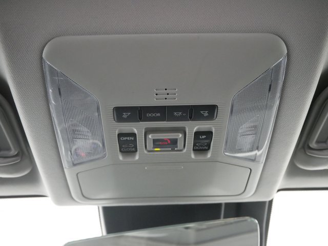 Used 2022 White Toyota XLE w/ Weather Pkg & Convenience Pkg image 25