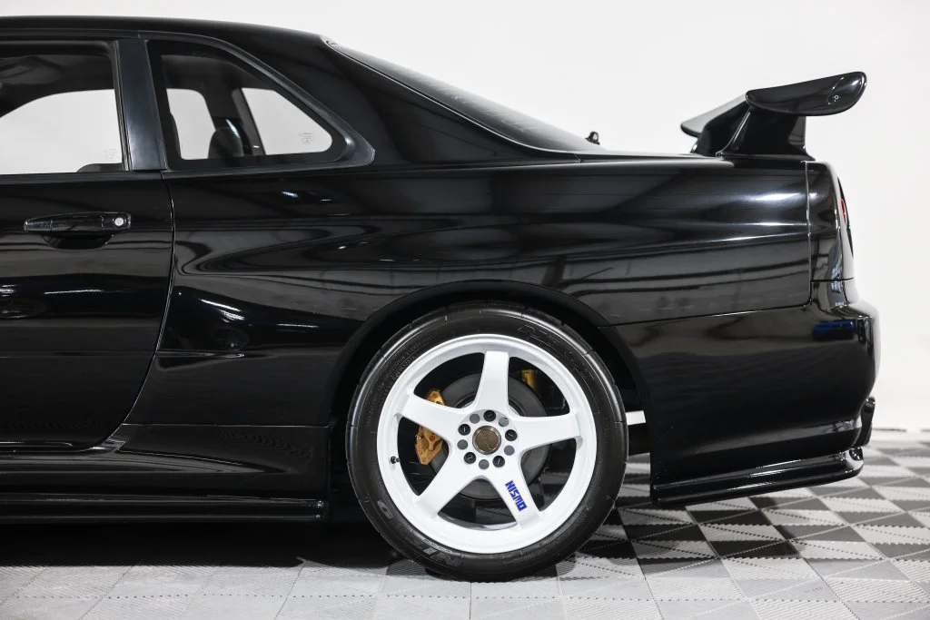 Used 2000 Black Nissan  image 20