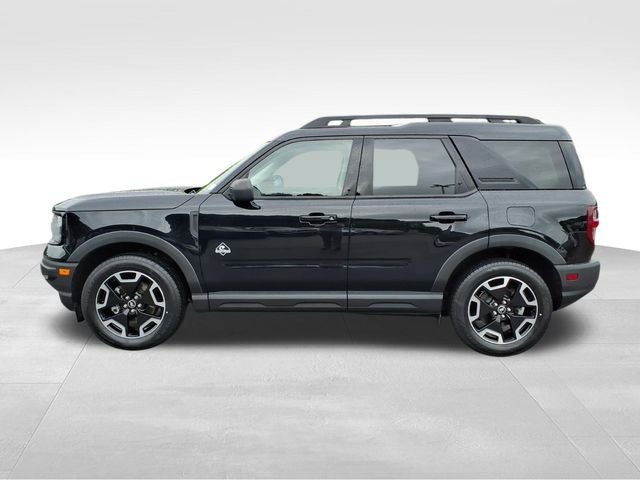 Used 2023 Black Ford Outer Banks image 7