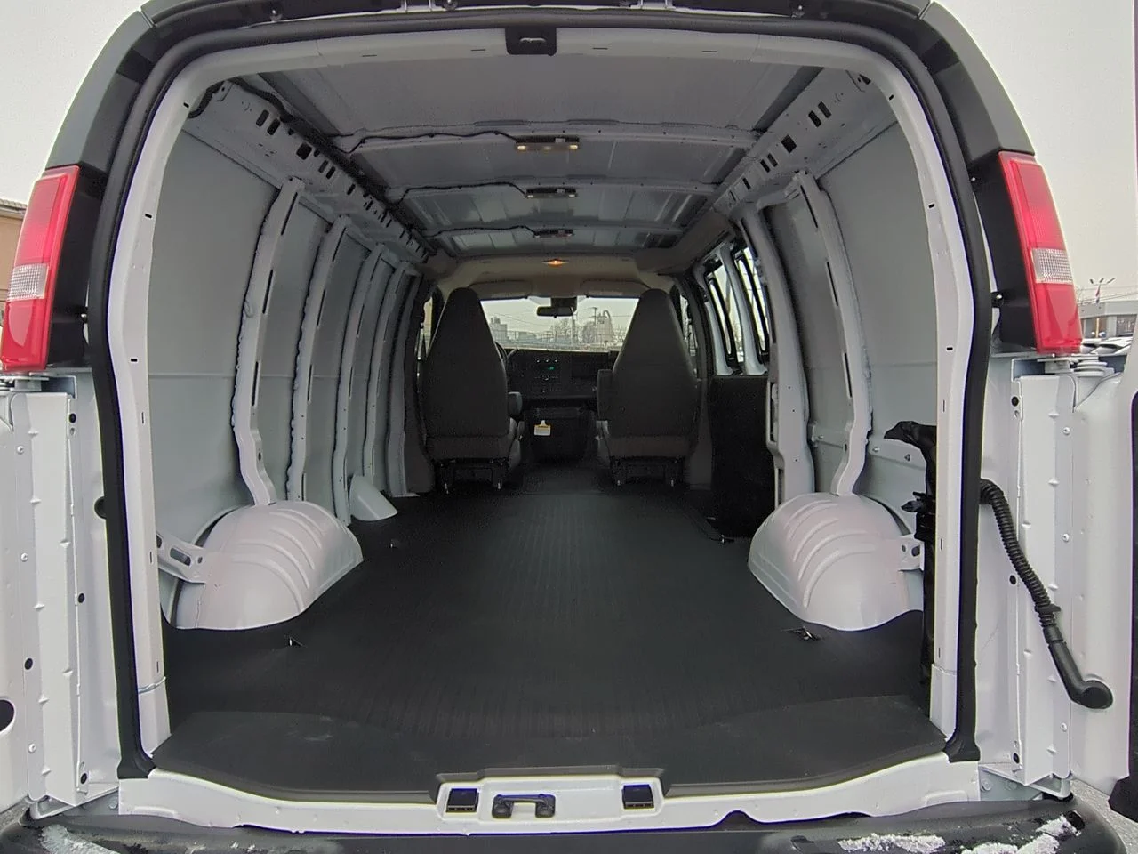 2025 Chevrolet Express Cargo Work Van - Photo 84