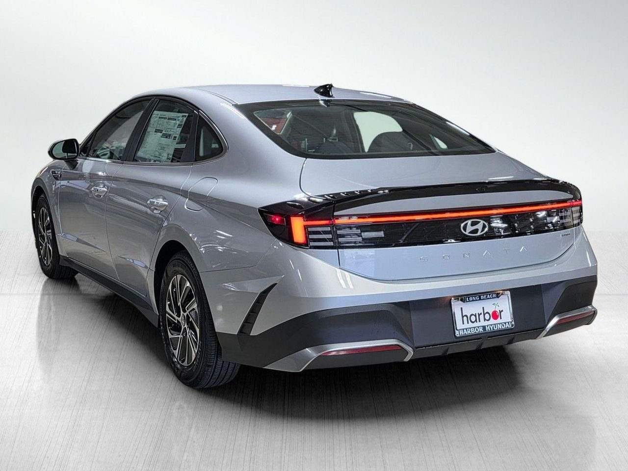 New 2026 Aero Silver Hyundai Blue image 5