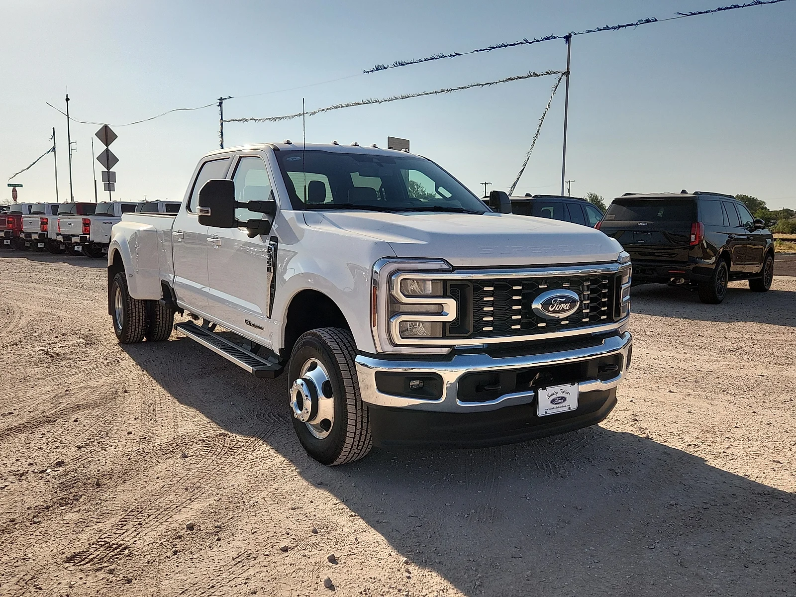 New 2026 Oxford White Ford Lariat image 1