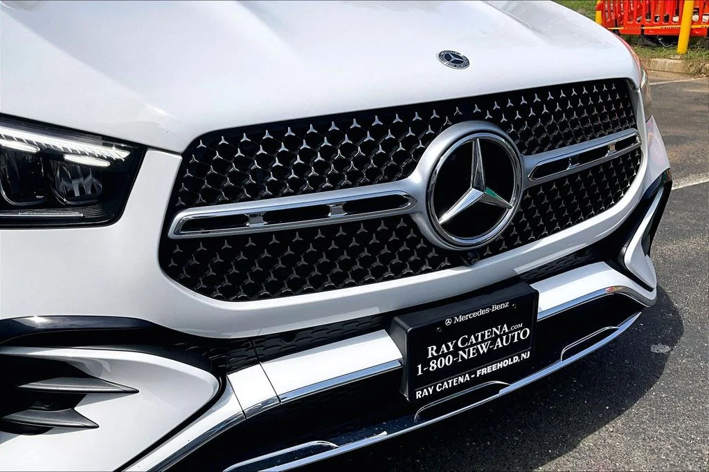 Certified Used 2024 White Mercedes-Benz GLE 350 image 30