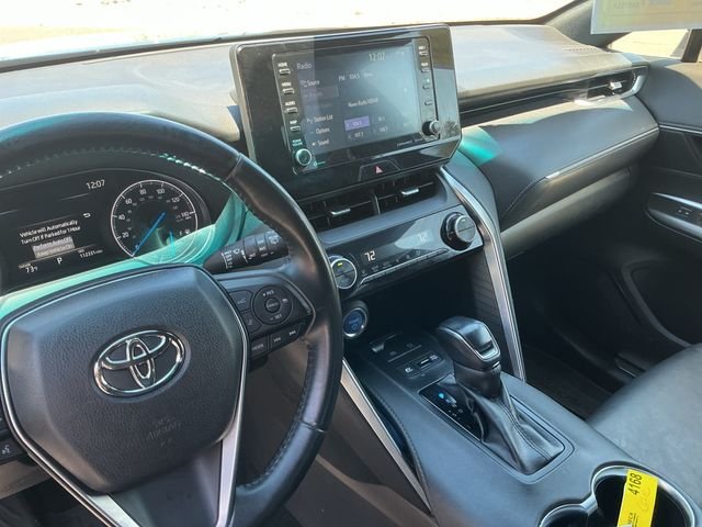 Used 2021  Toyota XLE image 25