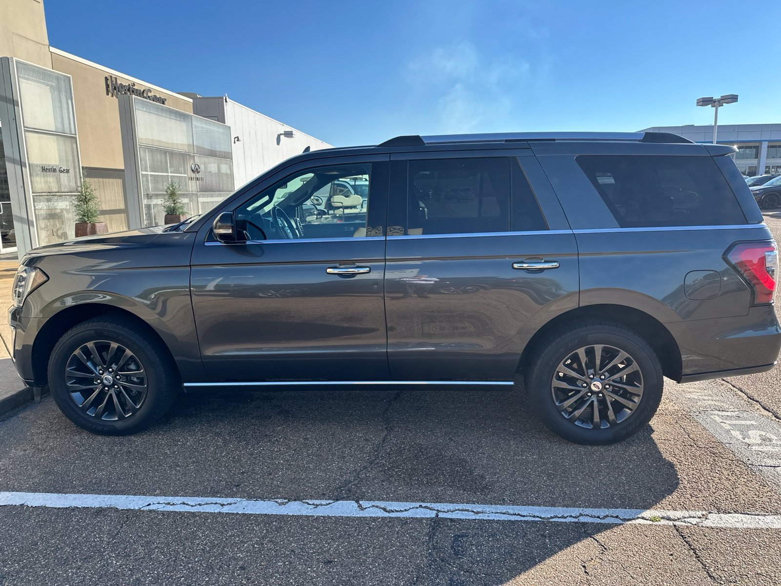Used 2021 Gray Ford Limited image 8