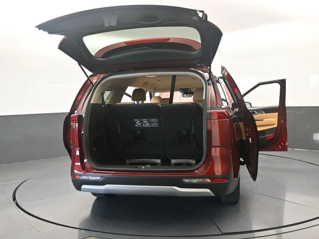 Used 2024 Flare Red Kia LX image 69