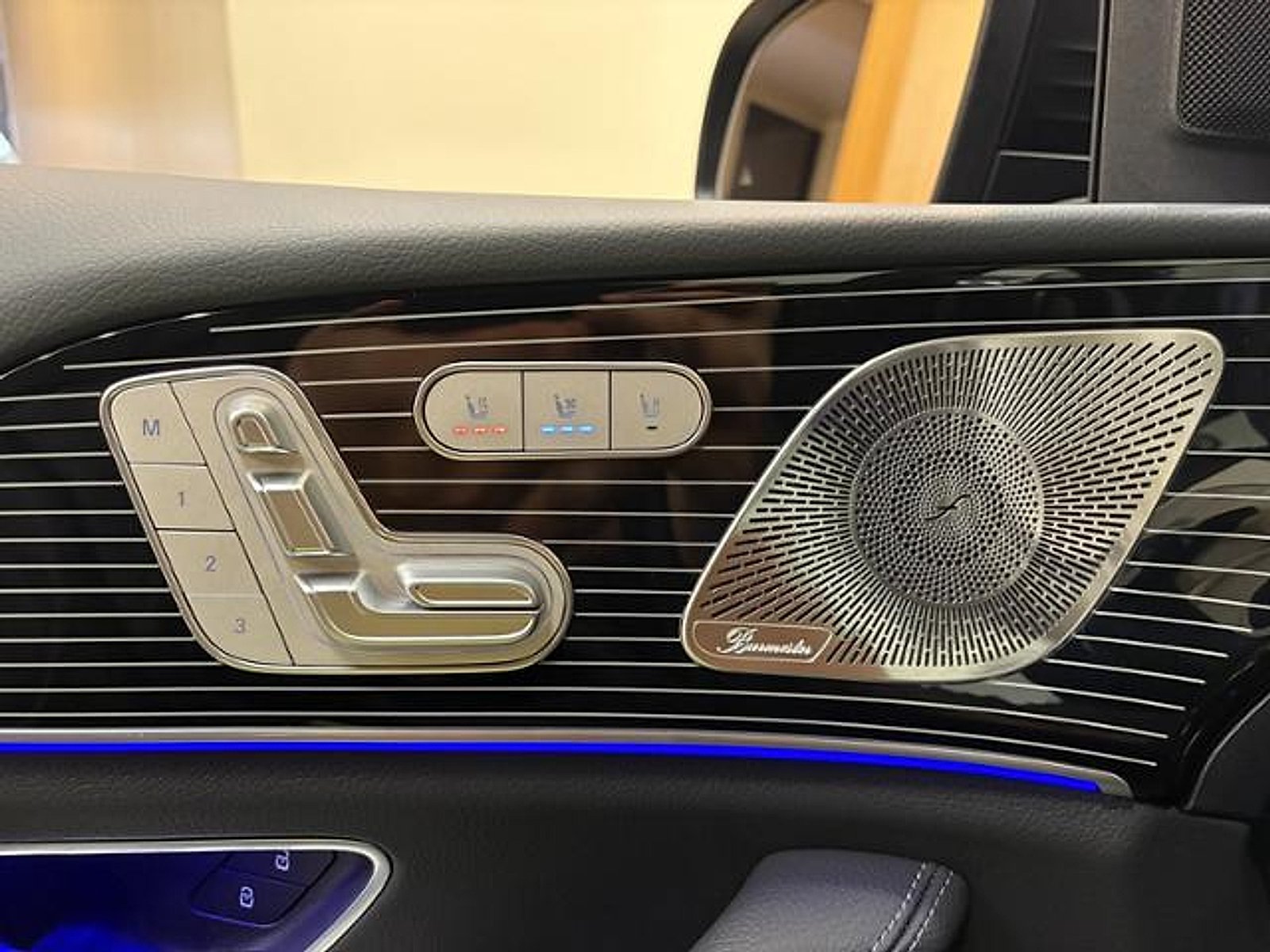 New 2026 Obsidian Black Metallic Mercedes-Benz 4MATIC® image 36