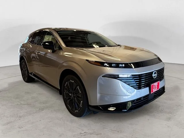New 2026 Champagne Silver Nissan Platinum image 7
