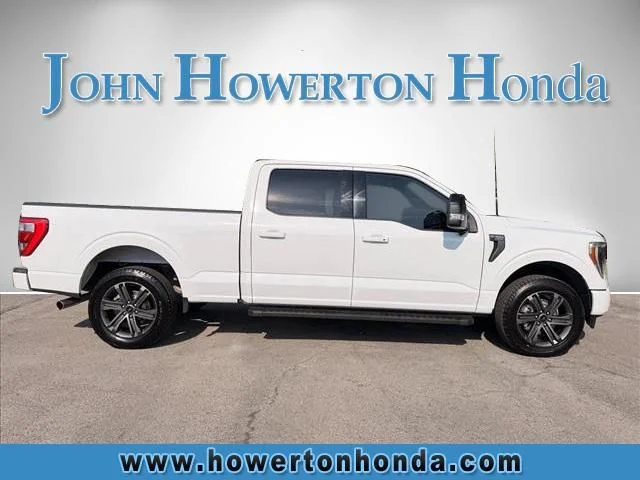 Used 2023  Ford Lariat image 3