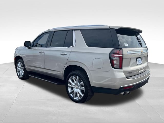 Used 2021 Beige Chevrolet High Country image 3