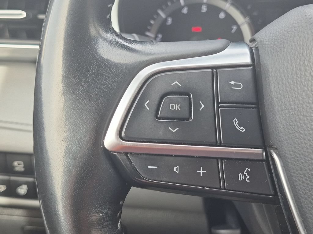 Used 2021 Gray Toyota Platinum image 28