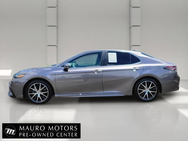 Used 2023 Gray Toyota SE image 7