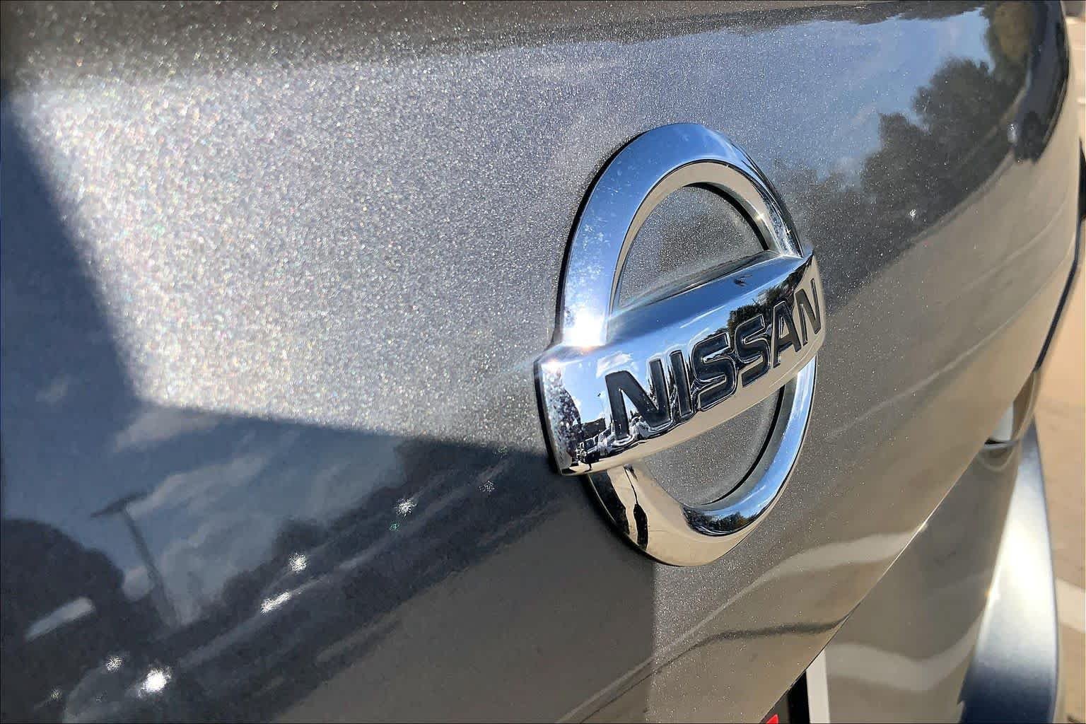 Used 2020 Gun Metallic Nissan 2.5 S image 9