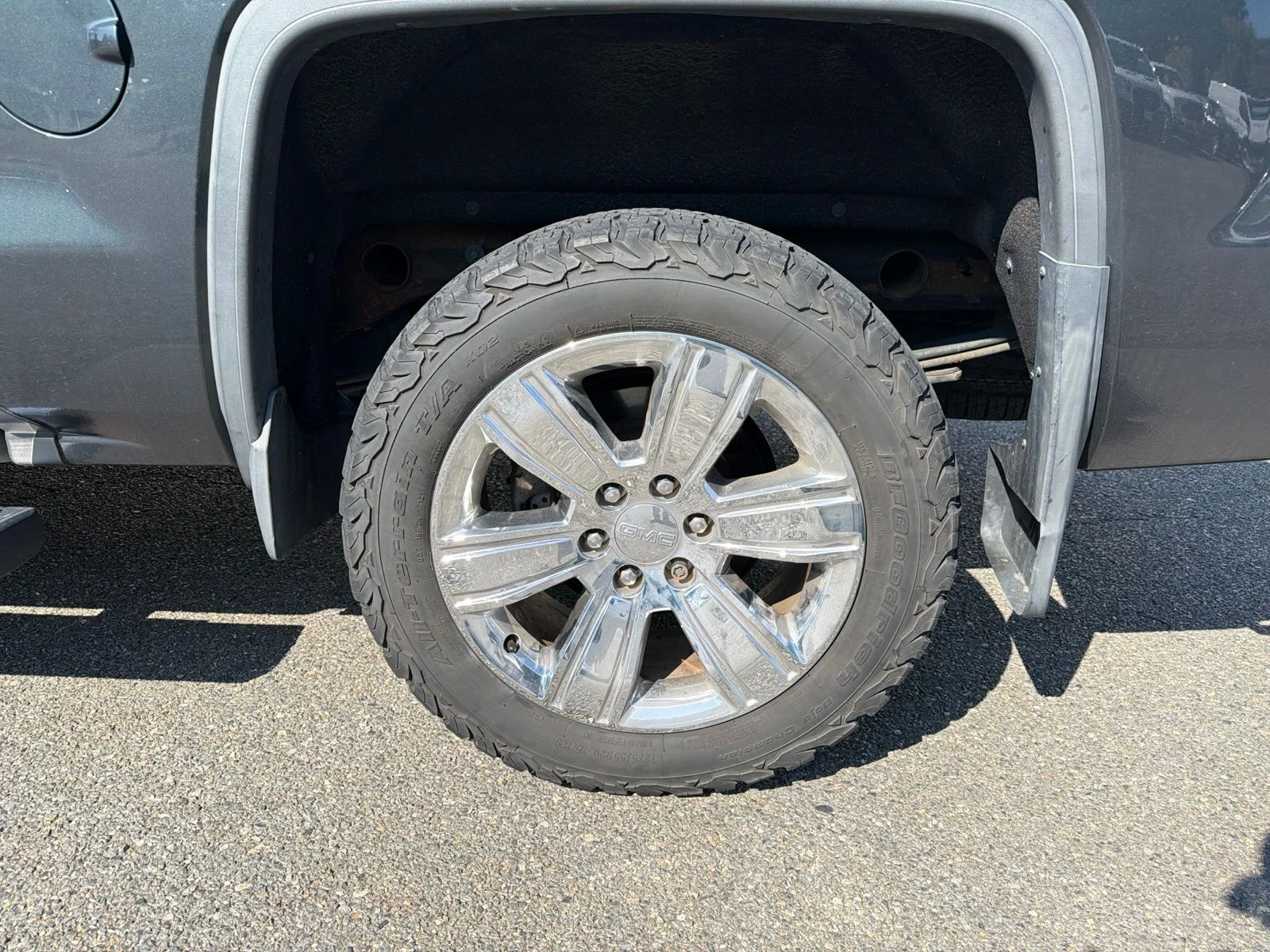 Certified Used 2017 Gray GMC SLT image 25